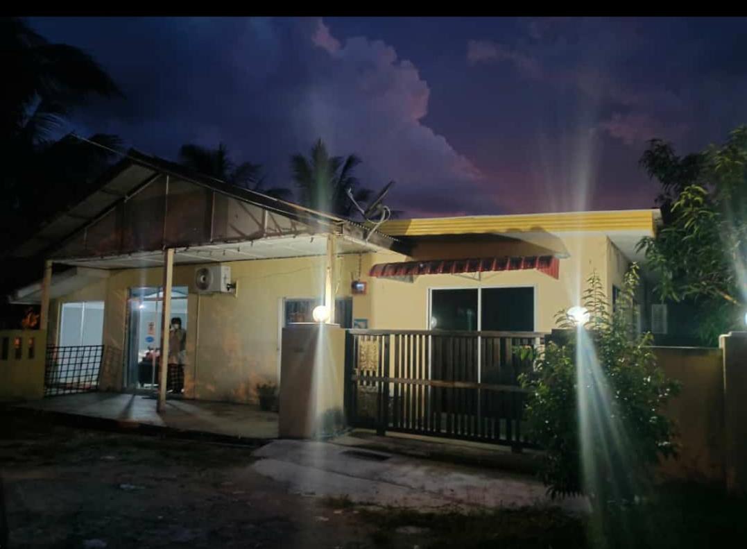Kuntum Cottage Bed & Breakfast Kampung Tanjung Ipoh Eksteriør bilde
