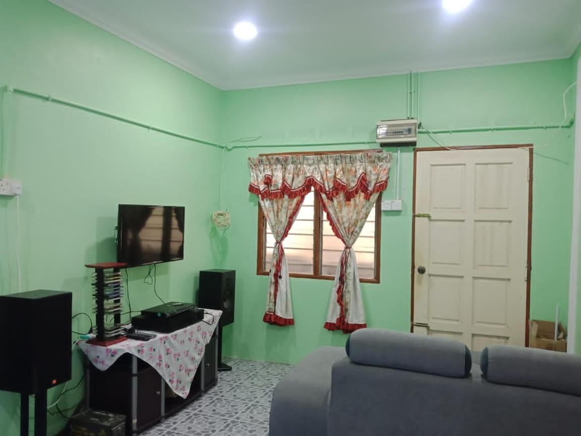Kuntum Cottage Bed & Breakfast Kampung Tanjung Ipoh Eksteriør bilde